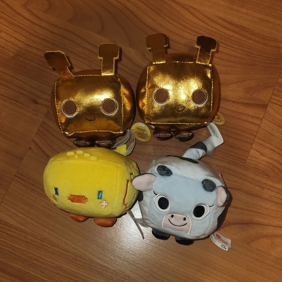 Roblox Series 1 Deluxe Tech Plushies 3 large 5 minis Bundle - Picture 15 of 16